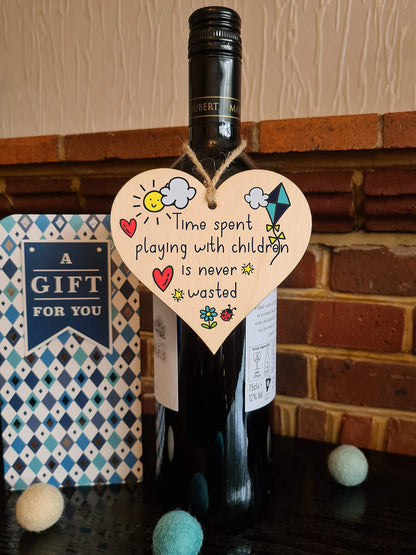 Handmade Wooden Hanging Heart Plaque Gift Time Playing With Children Inspirational Wall Hanger Card Alternative Mother Family