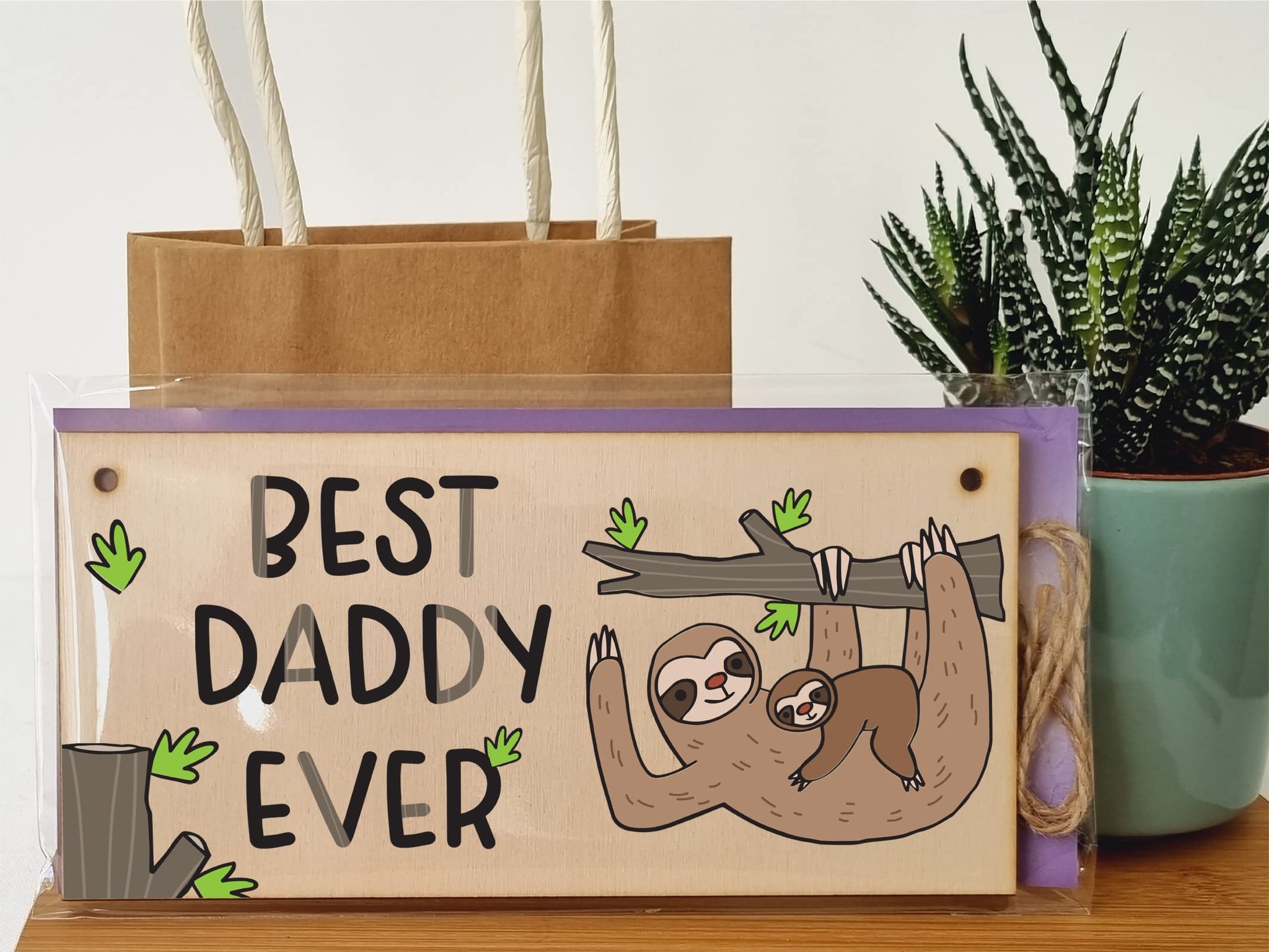 The Plum Penguin Handmade Wooden Hanging Wall Plaque Best Daddy Ever Decorative Sentimental Gift Father's Day Office Man Cave