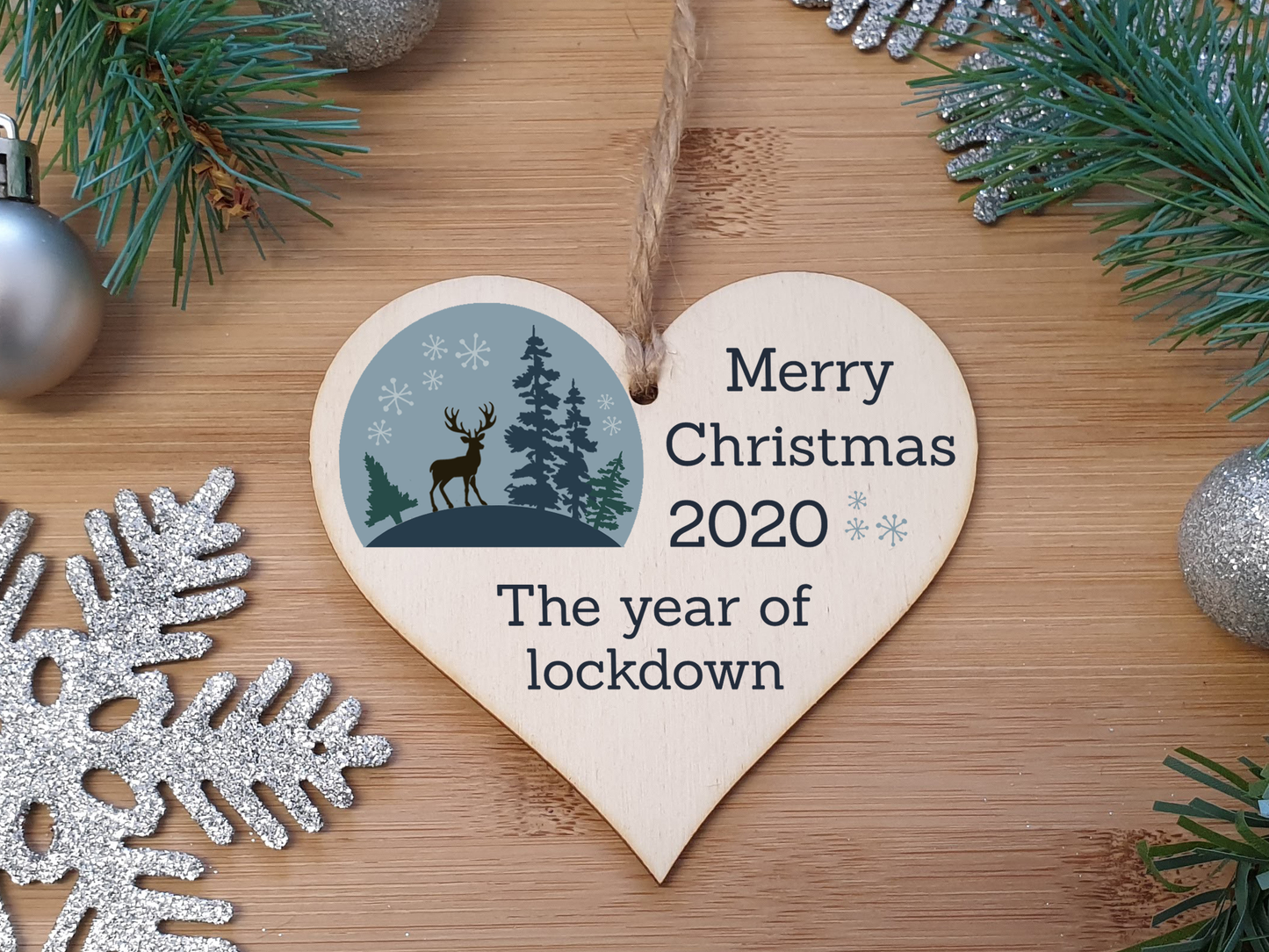 Handmade Wooden Hanging Heart Plaque Christmas Tree Bauble 2020 Year of Lockdown Family Celebration Stag Winter Snowglobe Design