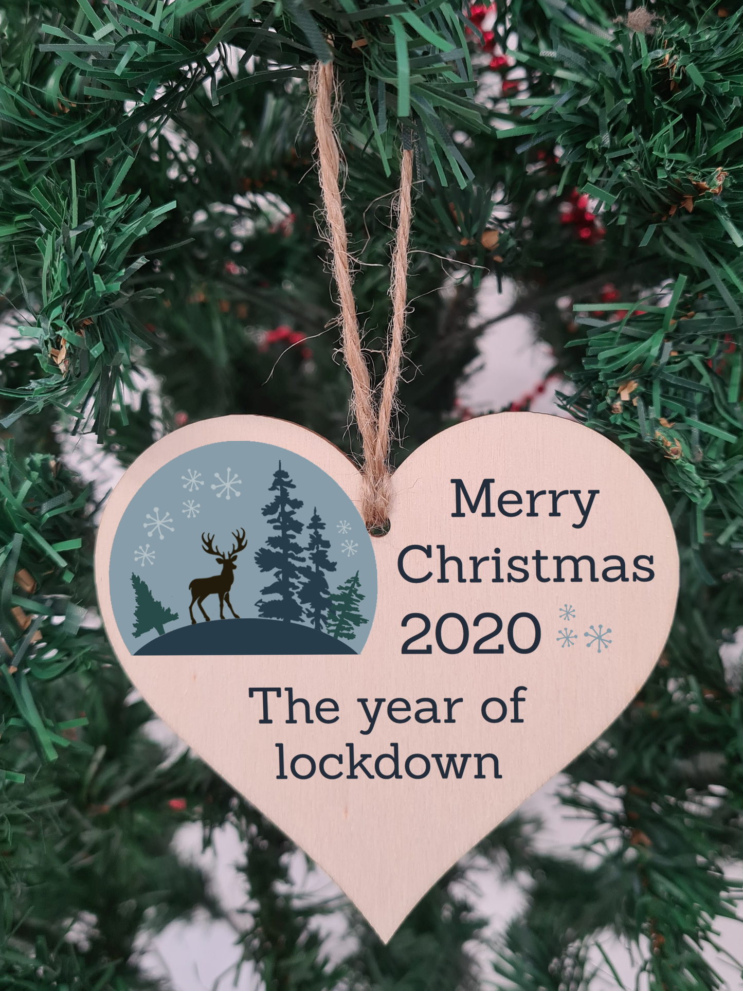 Handmade Wooden Hanging Heart Plaque Christmas Tree Bauble 2020 Year of Lockdown Family Celebration Stag Winter Snowglobe Design